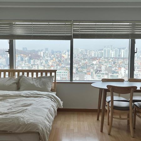شقة 1 Minute House From Hongdae سيول المظهر الخارجي الصورة