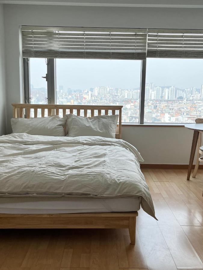 شقة 1 Minute House From Hongdae سيول المظهر الخارجي الصورة