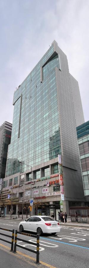 شقة 1 Minute House From Hongdae سيول المظهر الخارجي الصورة